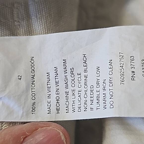 SAVANE, men's khaki boat shorts. Size 42, NWOT. Elastic waist 6 pockets. - Picture 5 of 8